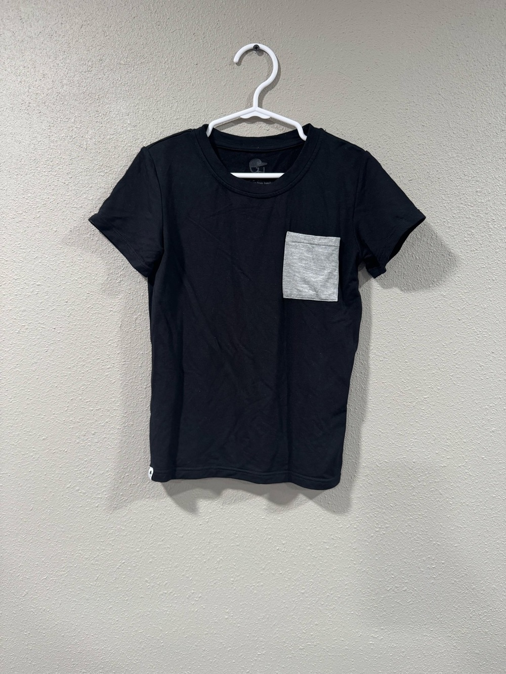 George Hats Basic Pocket Tee